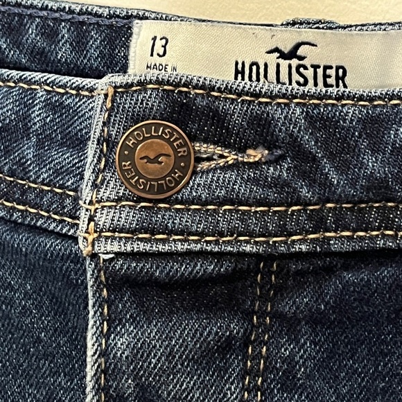 Hollister Curvy High Waist Mom Distressed Jean Shorts 31 - Picture 3 of 9